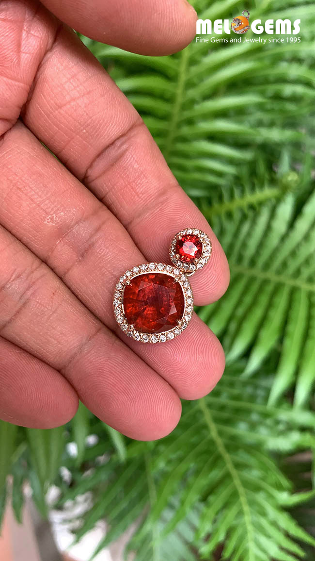 Mandarine Garnet Pendant With Diamonds 4