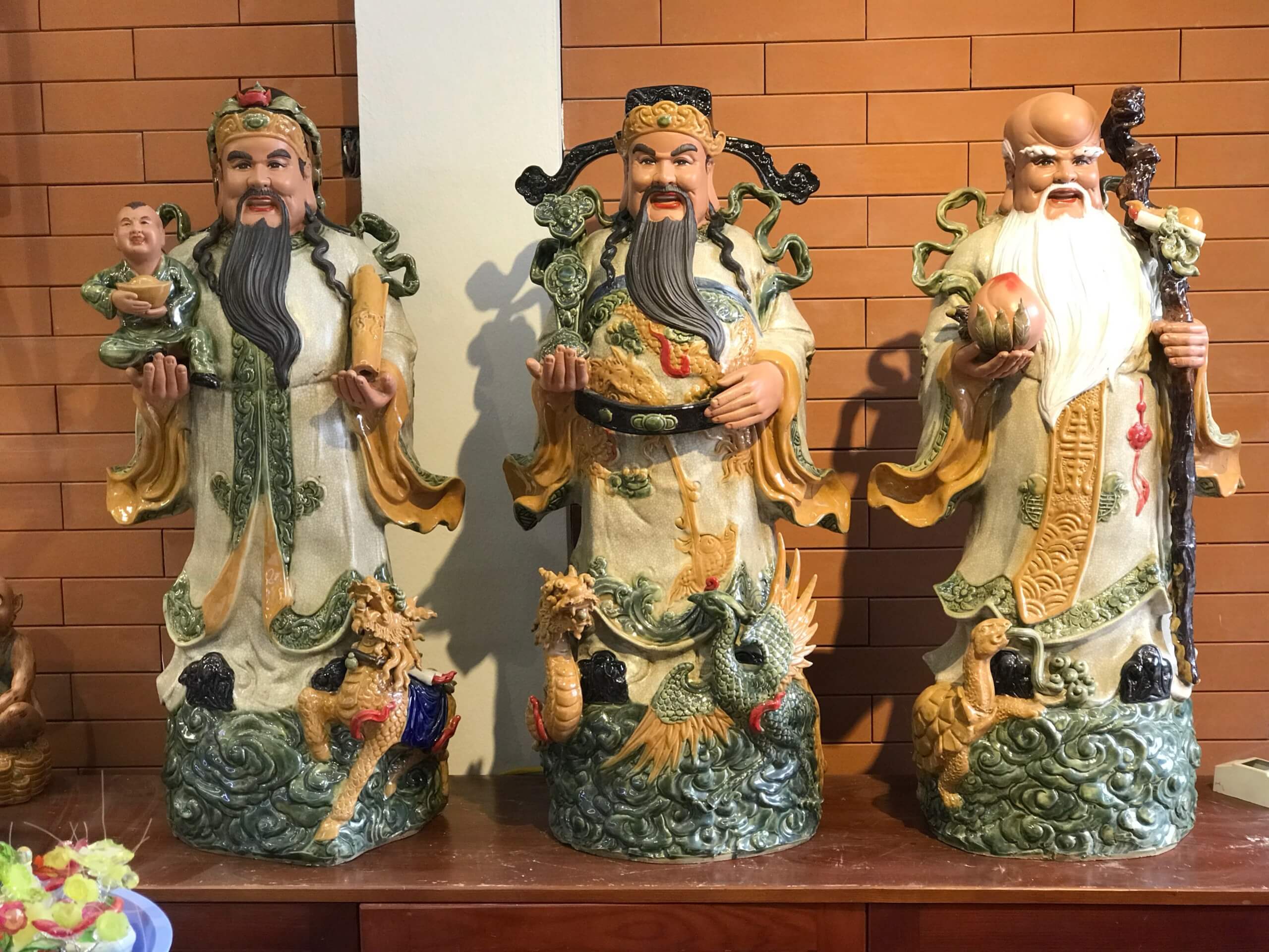 Đặt tượng Phúc Lộc Thọ trong nhà