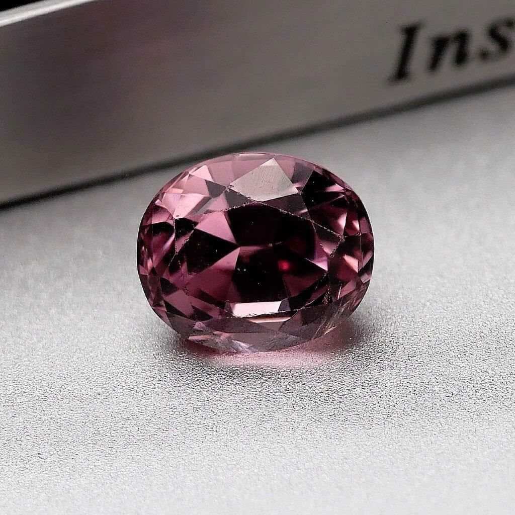 Cách chọn đá Spinel đẹp