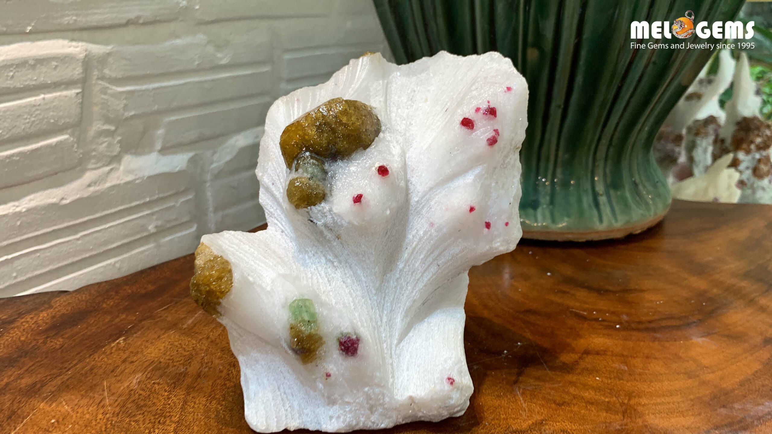 Cây Tinh Thể Đá Quý Spinel, Amazonite, Clinohumite từ Lục Yên CDQ53 14 Cay tinh the da quy tu nhien luc yen CDQ53 11