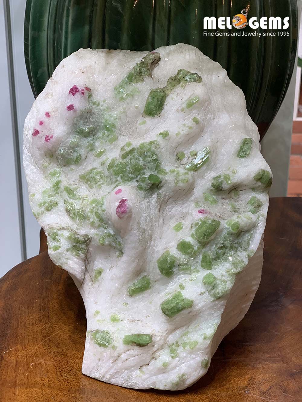 cay_tinh_the_da_ruby_do_va_ngoc_luc_bao_luc_yen_21_e98f9aa71c3f4eb9bc60db6900992e10.jpg cay tinh the da ruby do va ngoc luc bao luc yen 21 e98f9aa71c3f4eb9bc60db6900992e10