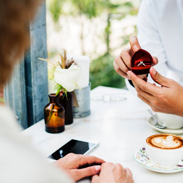 Mua trang sức đá quý ở Phúc Lộc Thành