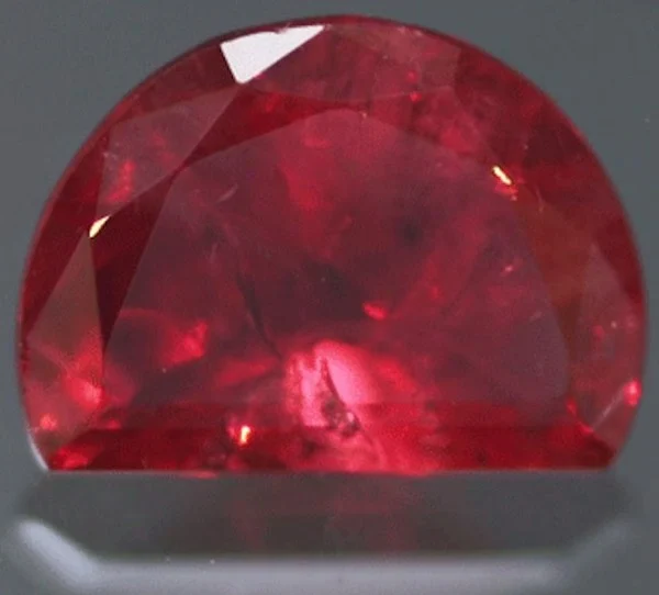 Phân biệt Đá Ruby và Đá Beryl đỏ 3 Đá Beryl đỏ