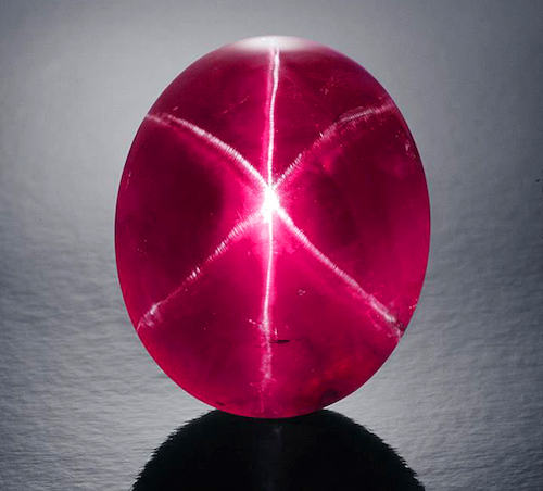 Những viên Ruby Sao nổi tiếng trên thế giới 2 Ruby Sao Delong