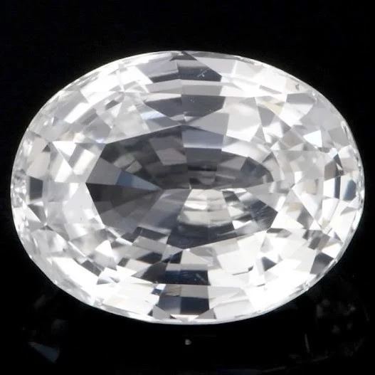 Sapphire không màu