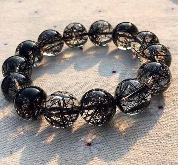 Vòng tay đá thạch anh tóc đen