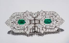 Kep doi emerald va kim cuong