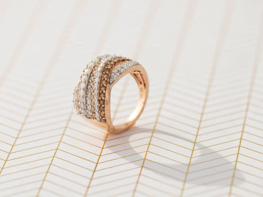 Nhan vang hong dinh kim cuong