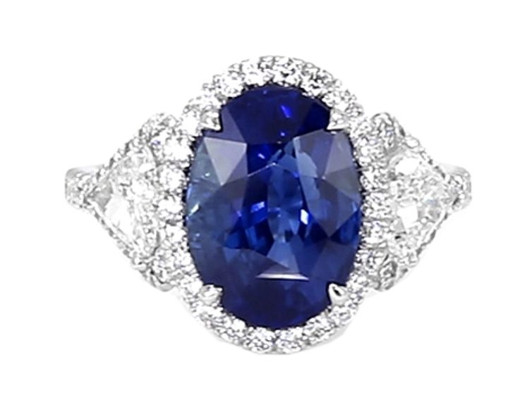 Nhan sapphire xanh cat trillion