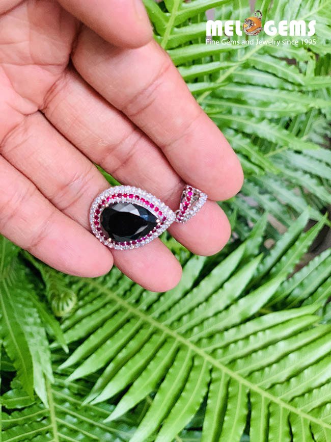 Mặt dây chuyền Kim Cương Đen đính Ruby 3 Black Diamond Pendant With Rubies and Diamonds 2