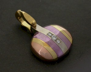 Mat day chuyen hien dai