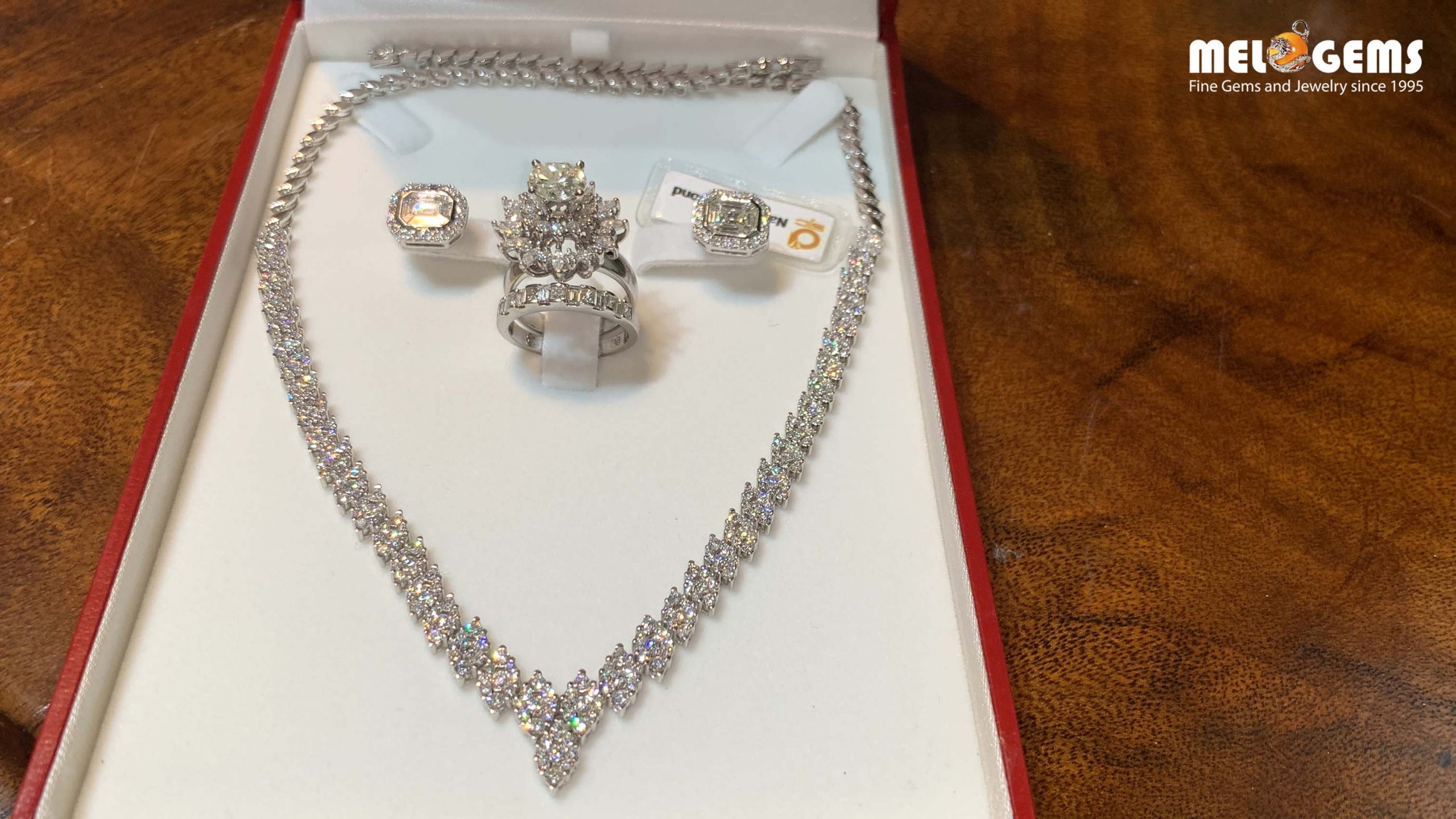 11 Set Of Luxury Diamond Jewelry 6