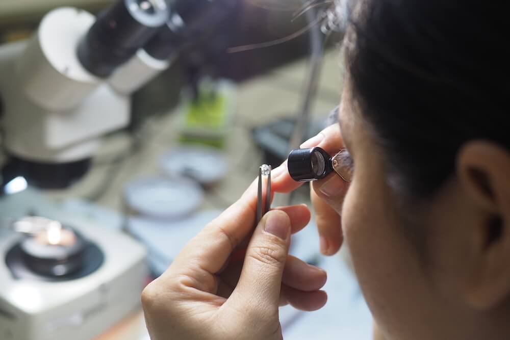 Dịch vụ đặt biệt - Bảo hành minh bạch cho mọi khách hàng