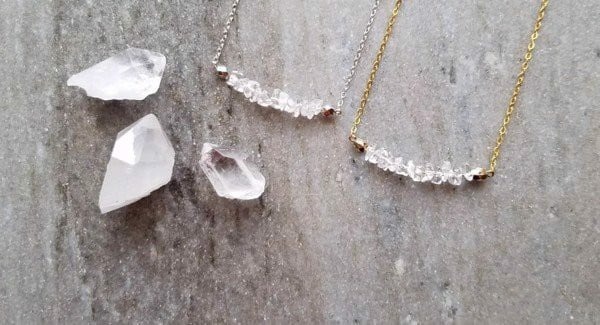 Giá bán mặt dây chuyền thạch anh