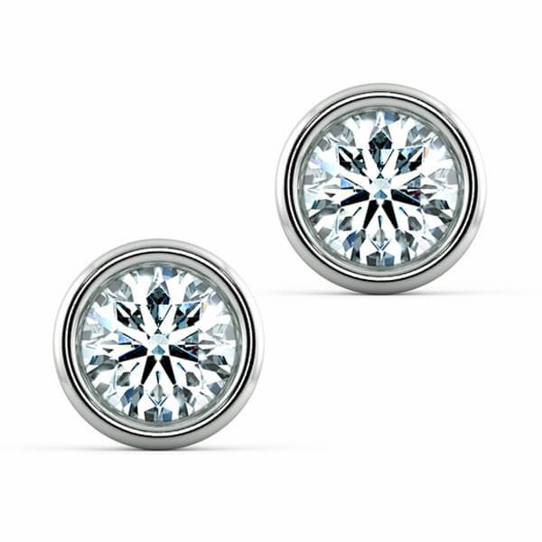 Khuyên tai kim cương nam Bezel