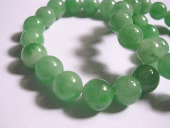 Vòng tay phong thủy mệnh Mộc đá cẩm thạch