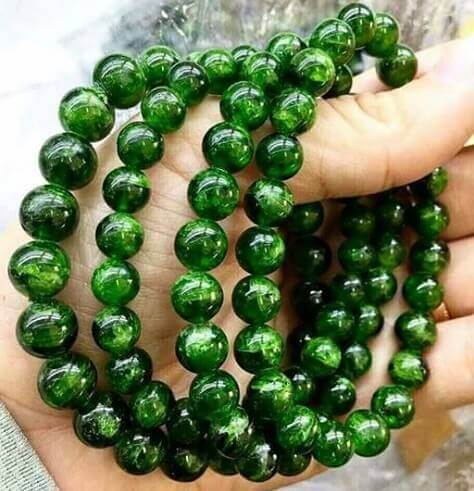 Vòng tay mệnh Mộc đá Diopside
