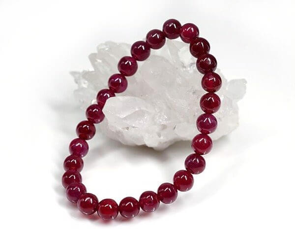 vòng tay Ruby đỏ cho Mệnh Thổ