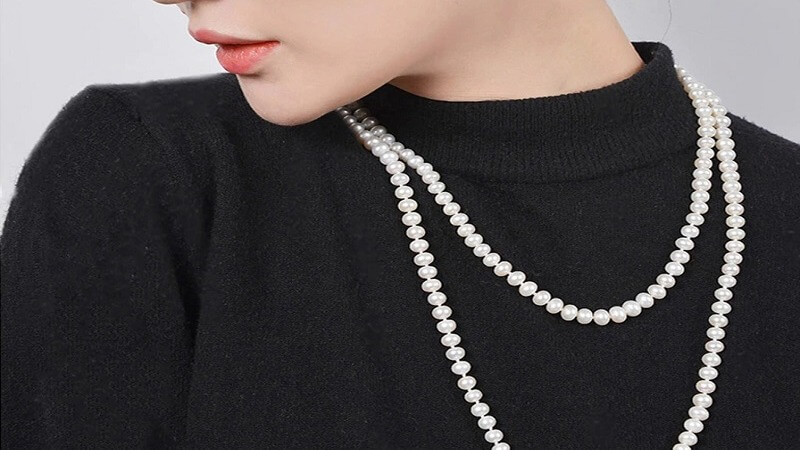 Dây chuyền được làm từ ngọc trai