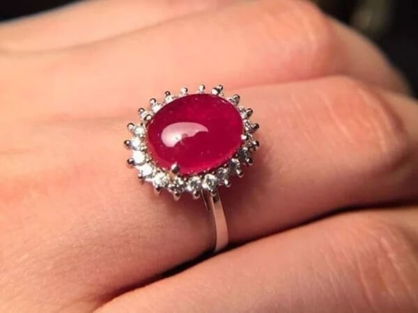 Định nghĩa đá Ruby nhân tạo