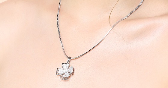 các kiểu mặt dây chuyền