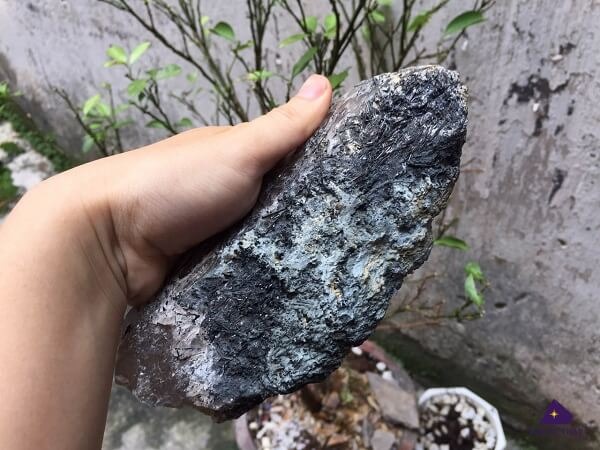 Công dụng của các loại đá thạch anh: Thạch anh tóc đen