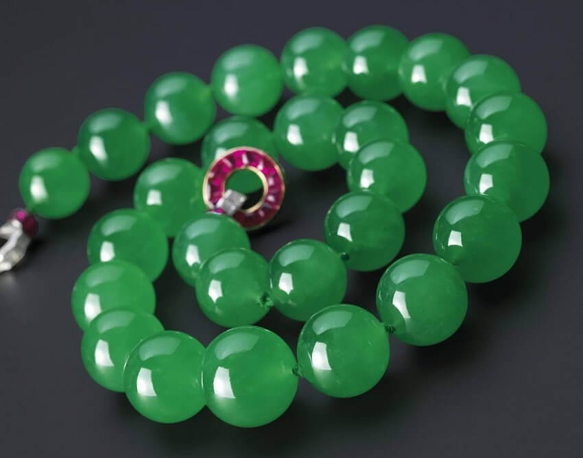 Vòng cổ The Hutton-Mdivani Necklace đắt nhất