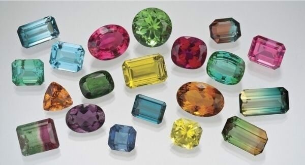 Năng lượng ion trong đá Tourmaline là gì