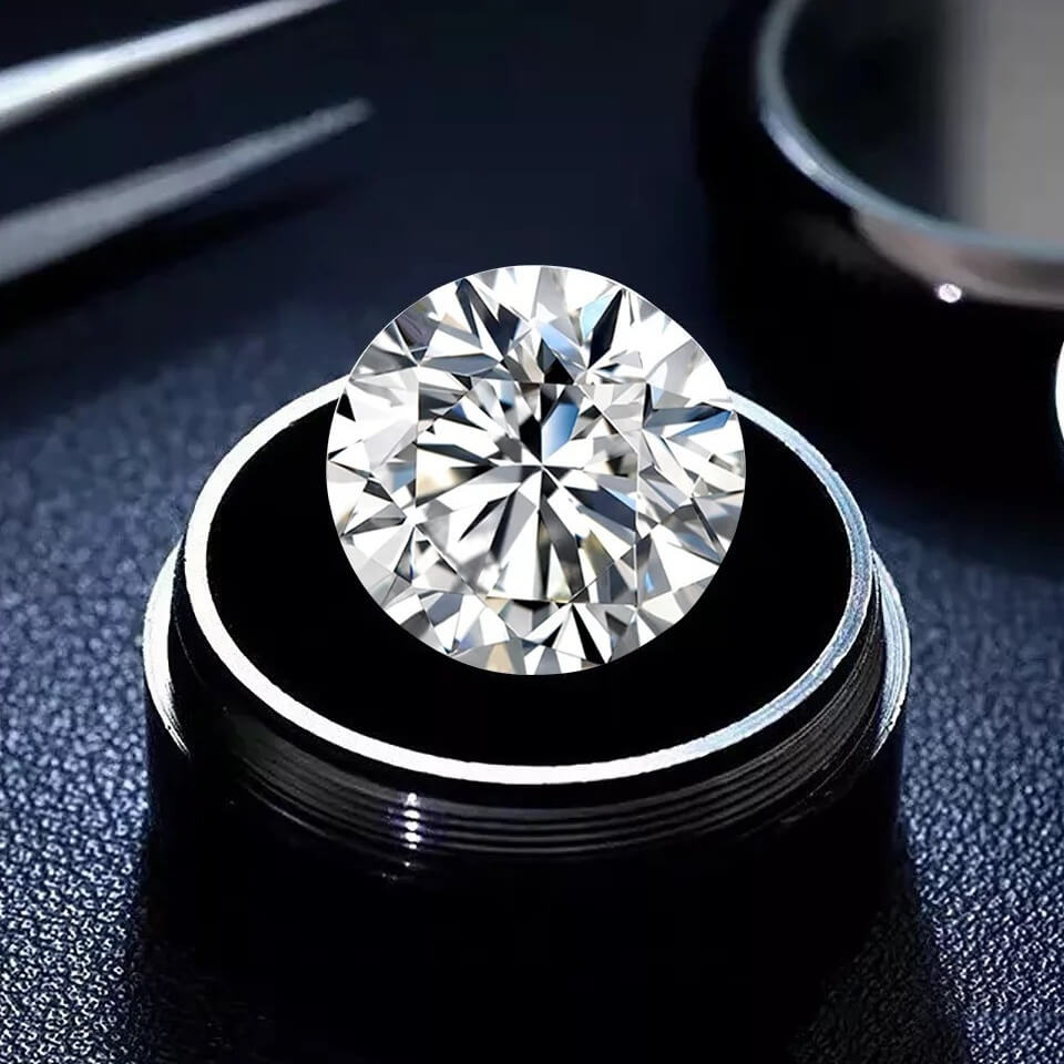 Kim cương 8 ly giá bao nhiêu tiền? 