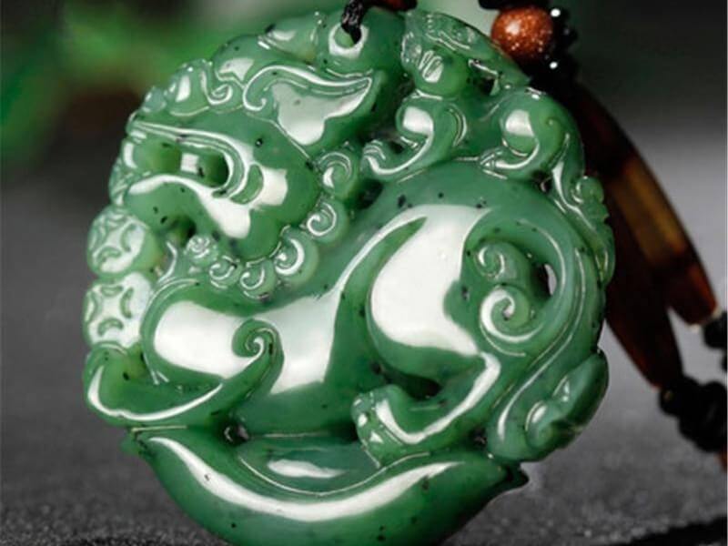 Ý nghĩa của Ngọc phỉ thúy Myanmar: Bình an bản mệnh