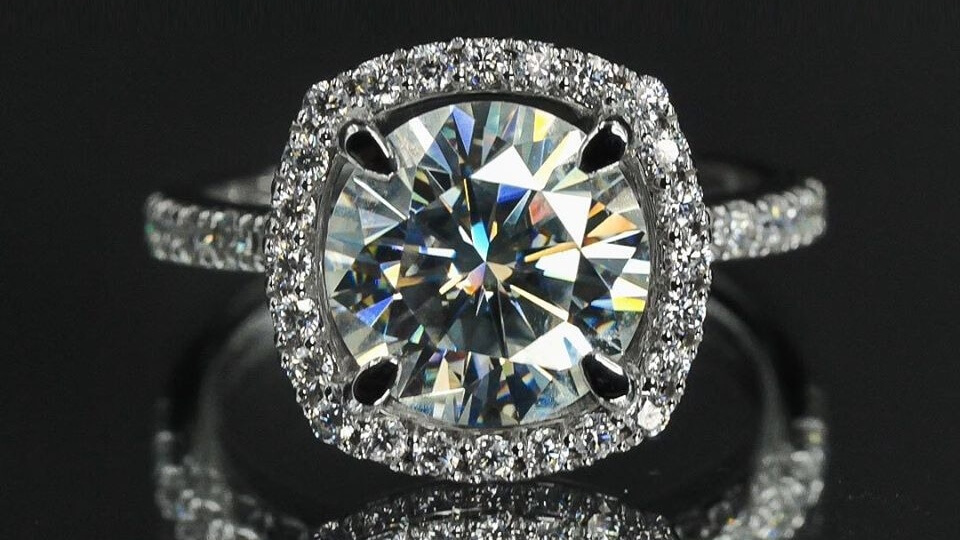 kim cương 8 ly giá bao nhiêu ava