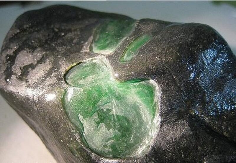 ngọc phỉ thúy đắt nhất thế giới