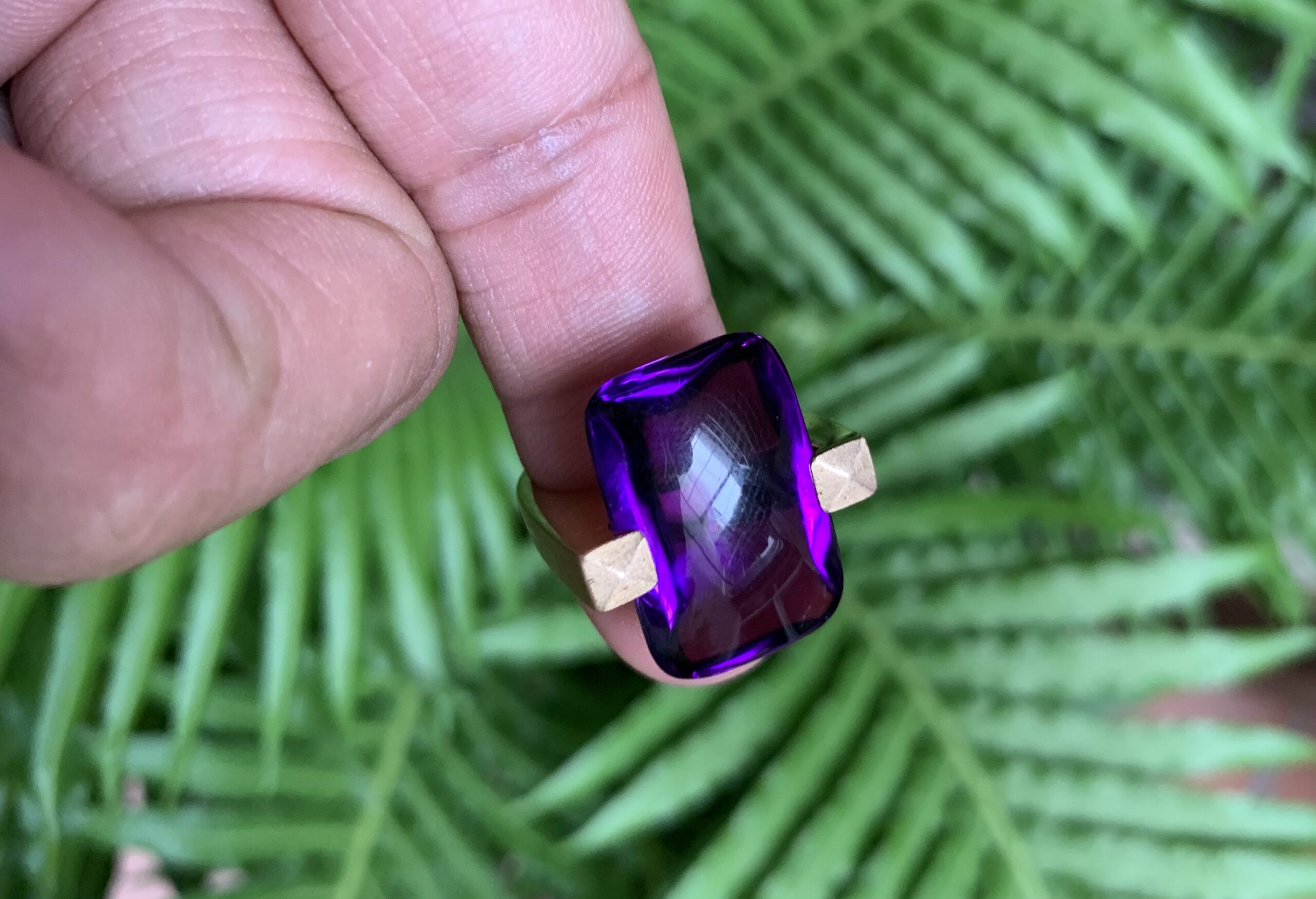nhan amethyst scaled