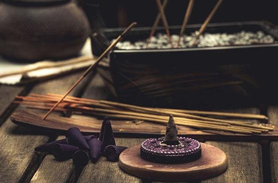 Hãy sử dụng một lượng nhang trầm hương vừa đủ và thích hợp