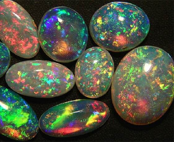 Giá trị của đá Opal