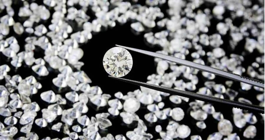 Kim Cương 3 Ly 6 Giá Bao Nhiêu?