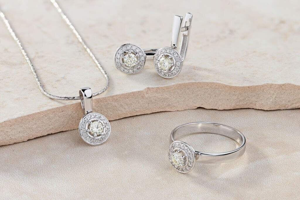 Giá mỗi chỉ vàng Ý