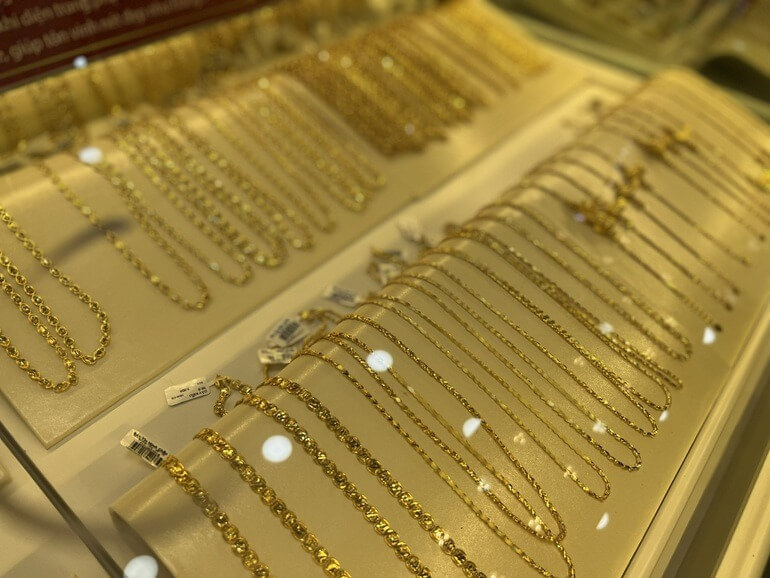 Lưu ý về giá trị sản phẩm khi mua ngày vía thần tài