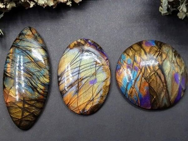 Nguyên tắc hoạt động của đá hắc nguyệt quang