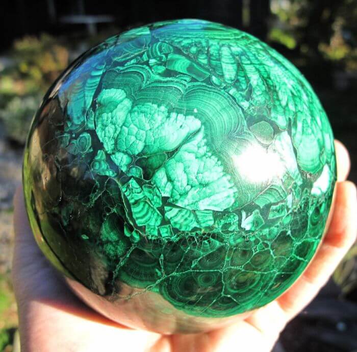 Đặc điểm vật lý của đá Malachite