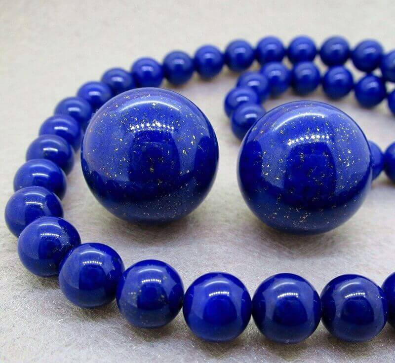 Ý nghĩa phong thủy của ngọc Lưu Ly