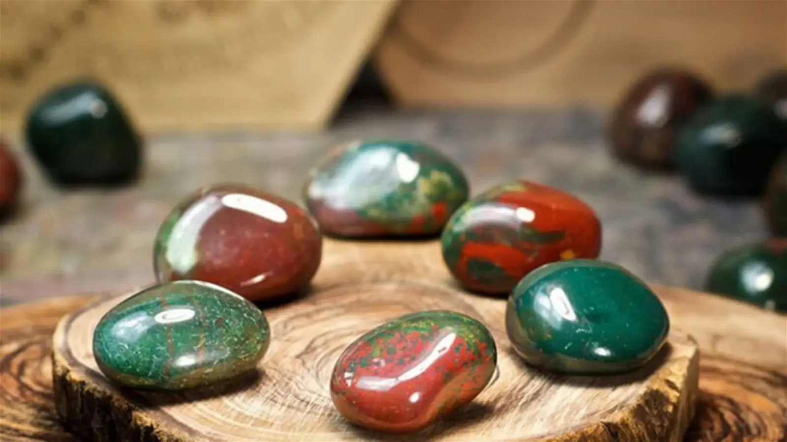 Lựa chọn và bảo quản đá Bloodstone