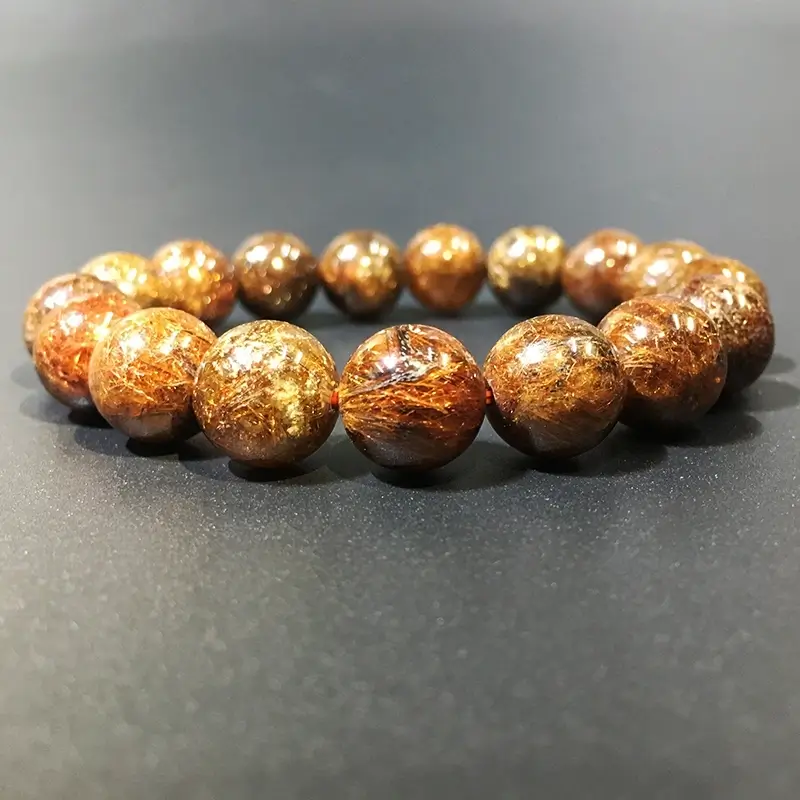 Sử dụng thạch anh tóc nâu ánh kim trong trang sức