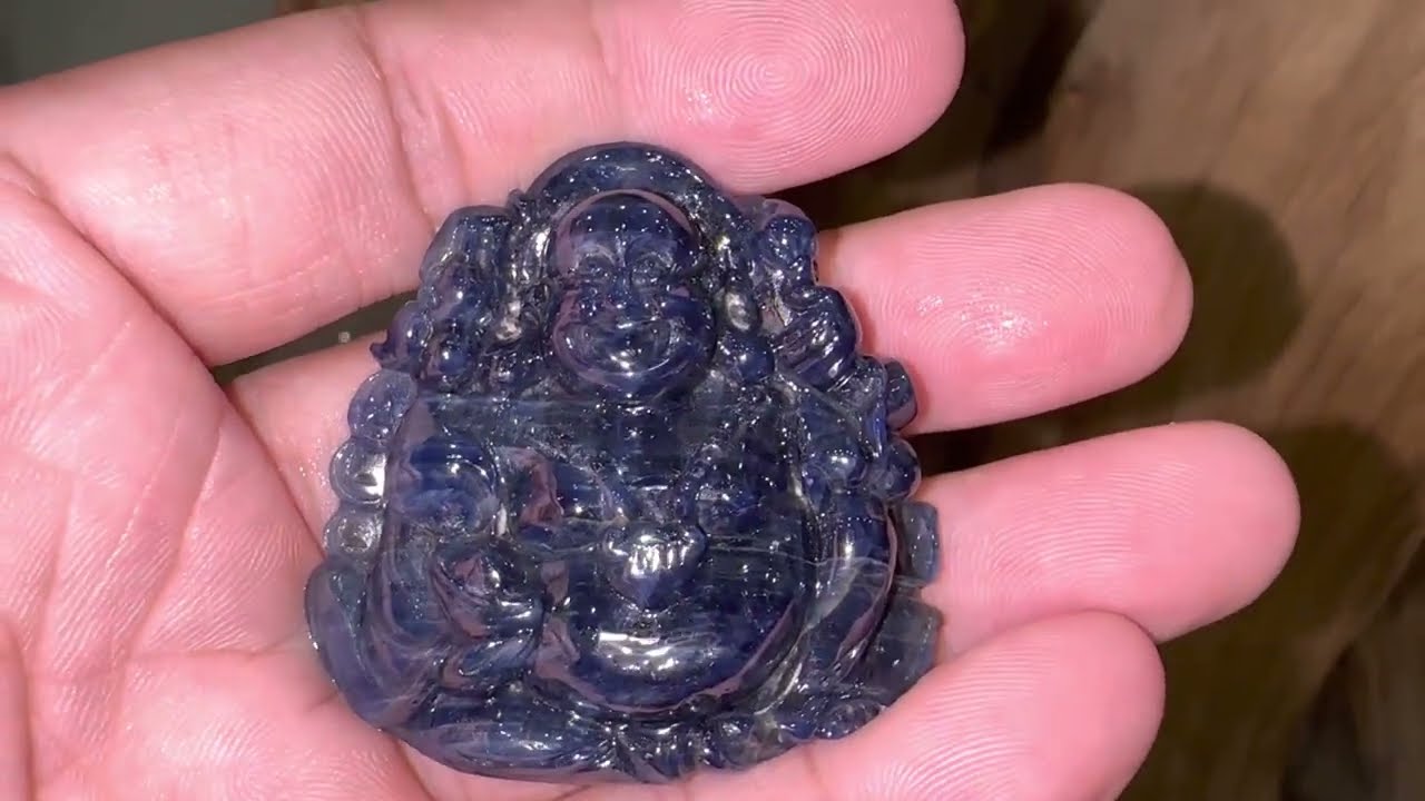 tuong than tai da sapphire xanh