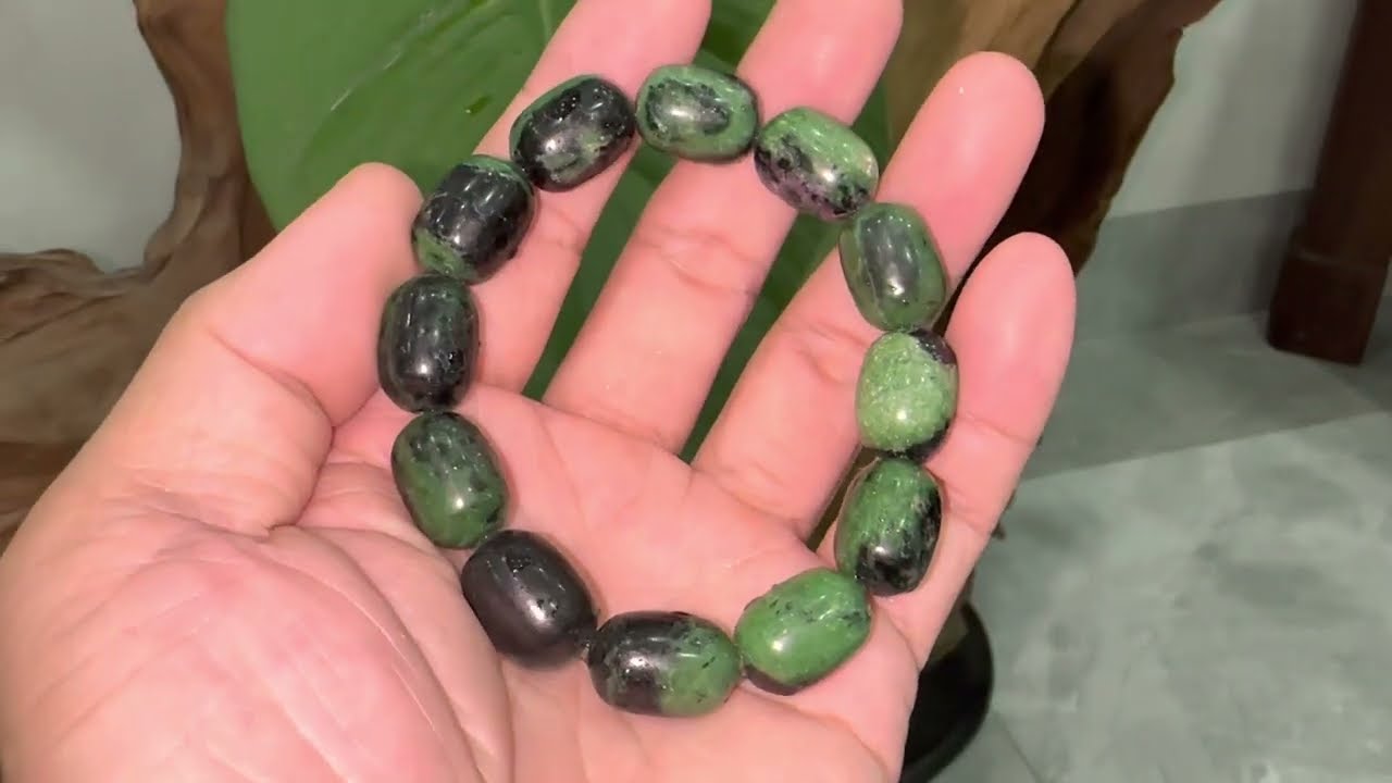 vong tay da ruby zoisite nam phi 2