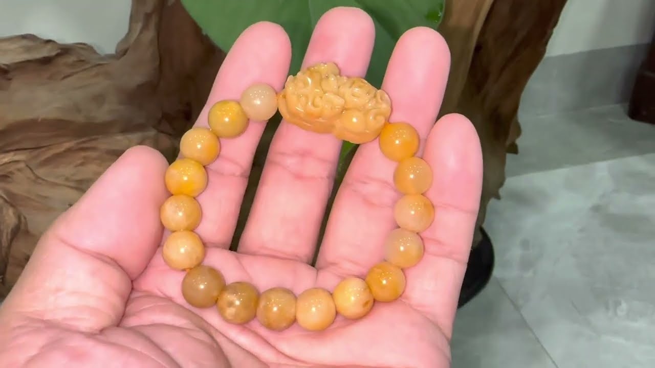 vong tay ngoc vang gan ty huu ta 1