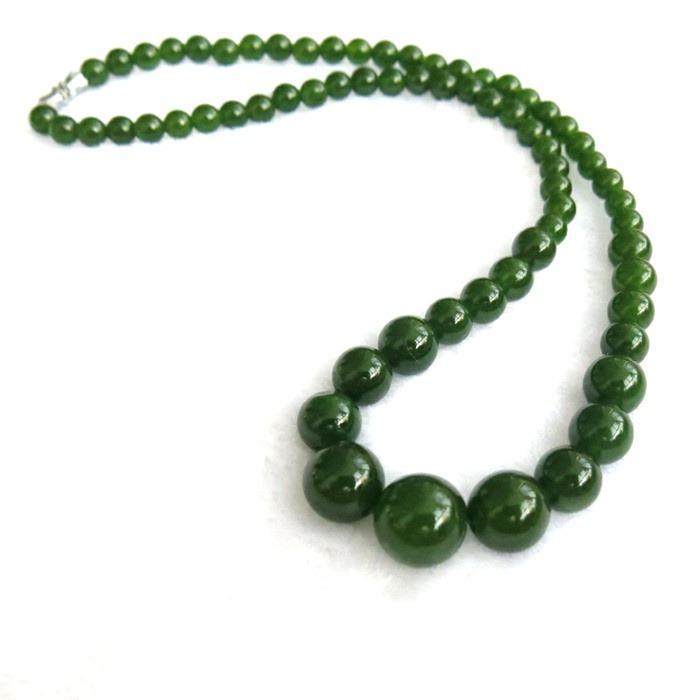 Dây chuyền đá ngọc bích