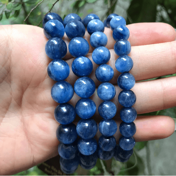 Cảm nhận và chia sẻ từ khách hàng về trải nghiệm sử dụng đồ trang sức thạch anh tóc xanh nước biển