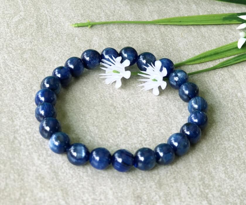 Những lợi ích khi sử dụng đồ trang sức thạch anh tóc xanh nước biển