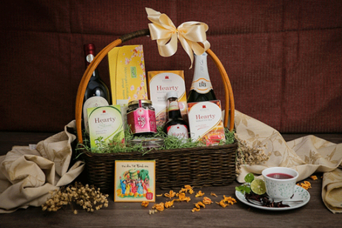 Hướng dẫn cách làm giỏ quà Tết